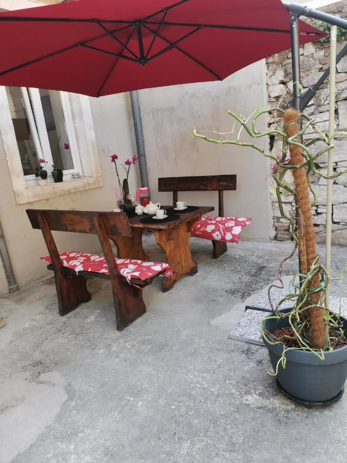 Studio Apartman Kristina Lägenhet Pula Exteriör bild
